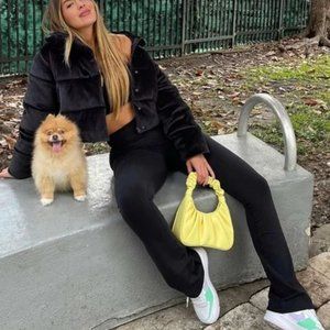 ALO Yoga Airbrush High-Waist Bootcut Leggings Black